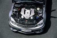 Mercedes C 63 AMG porneste razboiul cu BMW M3