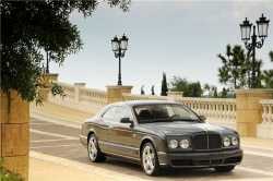 Bentley Brooklands, 300.000 euro, cel mai scump model oferit in Romania