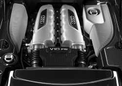 Audi R8 este acum un adevarat supercar - V10 FSI!