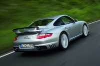 Cel mai puternic Porsche 911 (oficial) pentru sosea: GT2