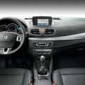 Renault Fluence - Foto 10 din 65