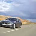 BMW Seria 5 vs Mercedes E-Klasse - Foto 38 din 54