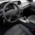 BMW Seria 5 vs Mercedes E-Klasse - Foto 47 din 54