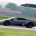 Reventon vs plane - Foto 1 din 6