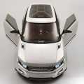 Land Rover LRX - Foto 2 din 9