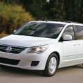 Volkswagen Routan - Foto 1 din 6