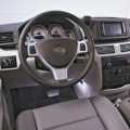 Volkswagen Routan - Foto 4 din 6