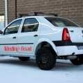 Dacia SUV (poze spion) - Foto 3 din 3