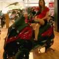 Fete si motociclete - Foto 14 din 40