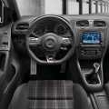 VW Golf GTI - Foto 6 din 14