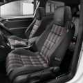 VW Golf GTI - Foto 7 din 14