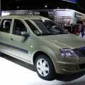 Standul Dacia la Paris - Foto 5 din 15