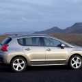 Peugeot 3008 - Foto 10 din 46