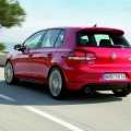 VW Golf GTI - Foto 3 din 48