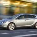 Opel Astra - Foto 1 din 9