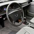 Mercedes 190 D/250 BlueEfficiency - Foto 7 din 12