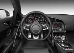 Audi R8 primeste ceea ce merita - un motor V10