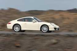 Cat de economic poate fi un Porsche 911 Carrera?