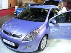 Paris 2008: Hyundai - un concept inutil, o bijuterie de coupe si noul i20