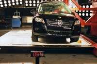 Volkswagen Tiguan a debutat cu dreptul si la testele de siguranta - 5 stele