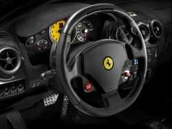 Cel mai rapid Ferrari decapotabil pe circuitul Fiorano - noul Scuderia Spider