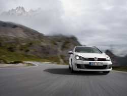 Galerie foto: Noul Volkswagen Golf GTI - mai puternic, dar si mai economic