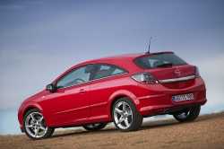 Ce preferati intre Opel Astra GTC si Fiat Bravo?
