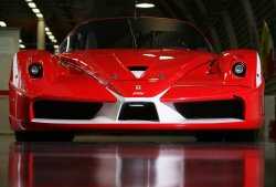 Ferrari urca incet catre bariera de 1000 CP!