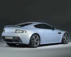 Aston Martin Vantage RS: 600 CP!