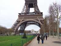 TOP 7 Inventii absurde Turnul Eiffel Paris